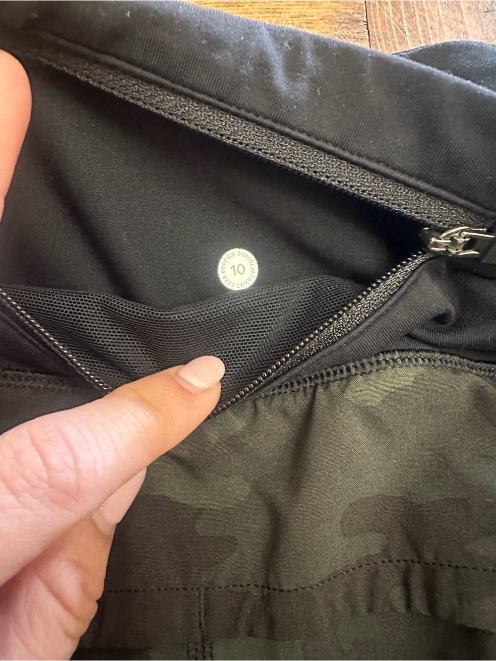 lululemon athletica Green Camo 4 inch Athletic Shorts - Picture 3 of 5
